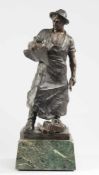 Schmidt-Felling, Julius Paul(Deutscher Bildhauer, 1835-1920) Bronze, patiniert. Über trapezförmig-
