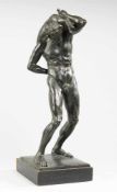 Hilgers, Karl(1844 Düsseldorf - 1925 Berlin) Bronze. Silen mit Weinschlauch. Über geschwärztem