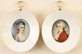 Paar MiniaturbilderGouache/Elfenbein. Ovale Form. Porträt d. Komponisten W.A. Mozart u. seiner Braut