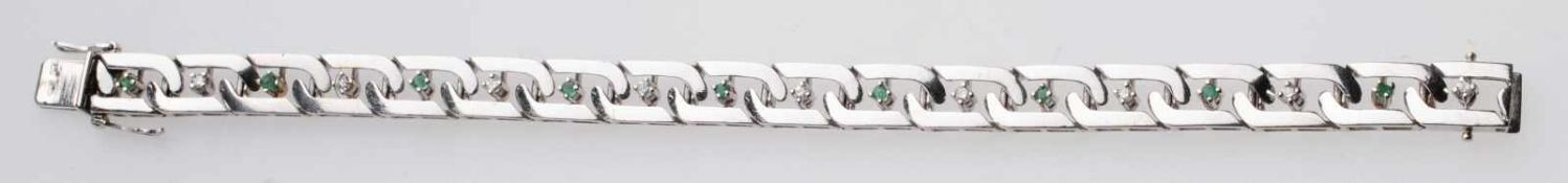 Smaragd-Brillant-Armband585er WG. Beweglich ineinander greifende Glieder, alternierend besetzt mit 9