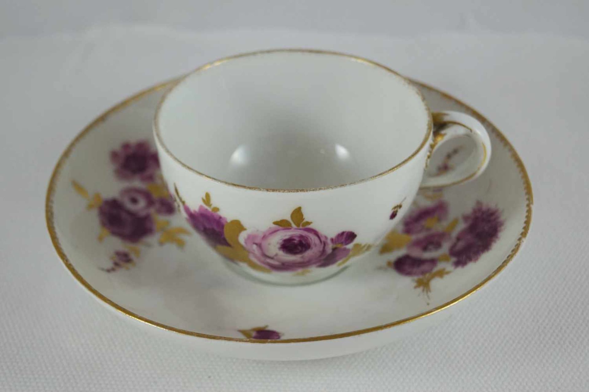 Meissen Teetasse Teetasse, Meissen, Schwertermarke Punktzeit 1. Wahl, violett-goldenes