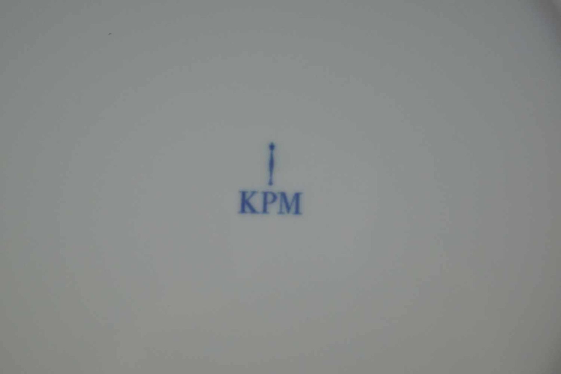 KPM Berlin Speiseteller Sechs Speiseteller, KPM Berlin, 1. Wahl, Dekor Kurland Weißporzellan, - Bild 2 aus 2