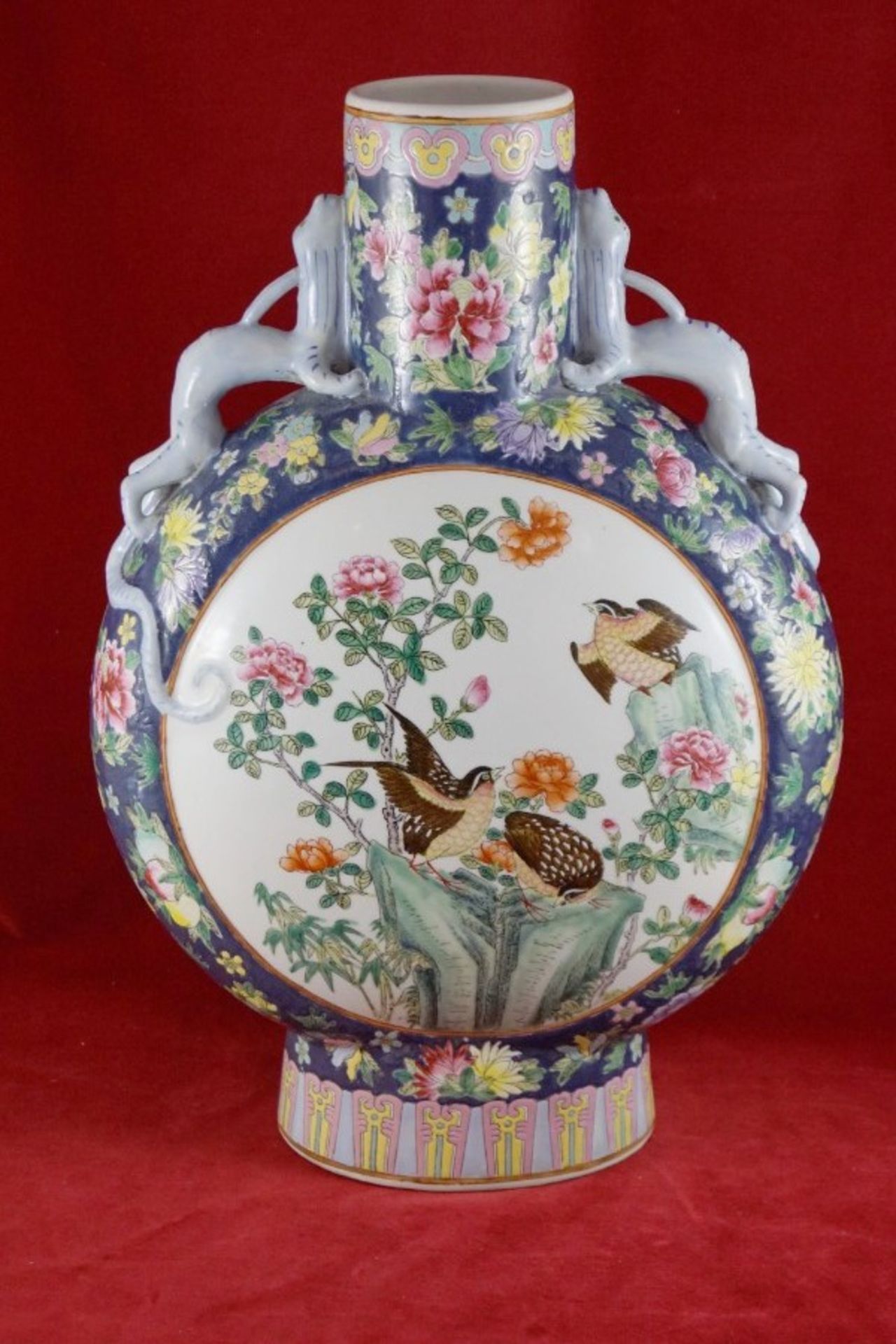 Pilgerflasche, China Porzellan, Famille Rose, 19. Jhrd., Darstellungen von Flora und Fauna, Höhe