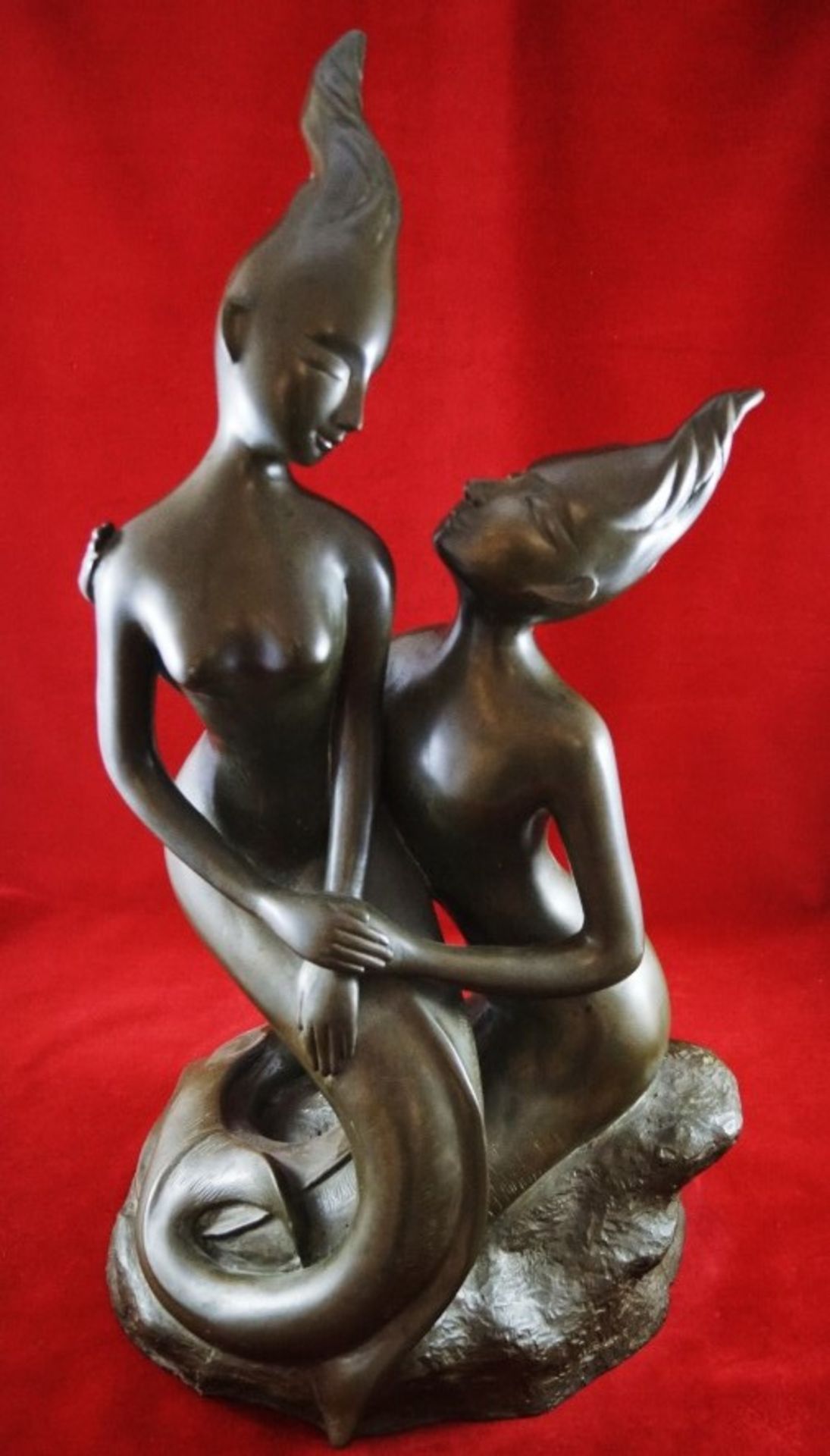 Skulptur "Fluss der Liebenden" Nickelbronze, zwei verwundene Frauen in moderner Ausformung, signiert - Bild 7 aus 7