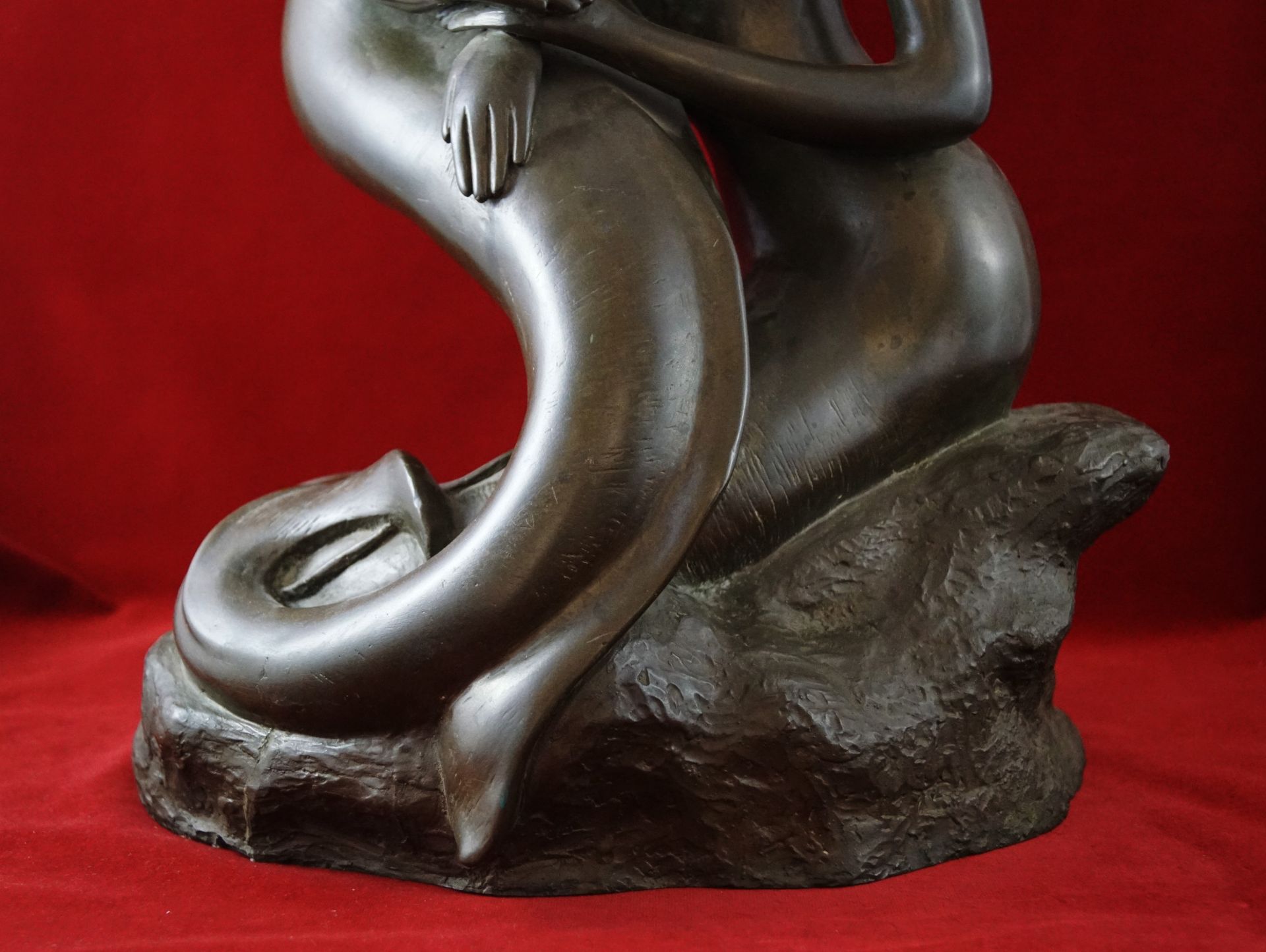 Skulptur "Fluss der Liebenden" Nickelbronze, zwei verwundene Frauen in moderner Ausformung, signiert - Bild 3 aus 7