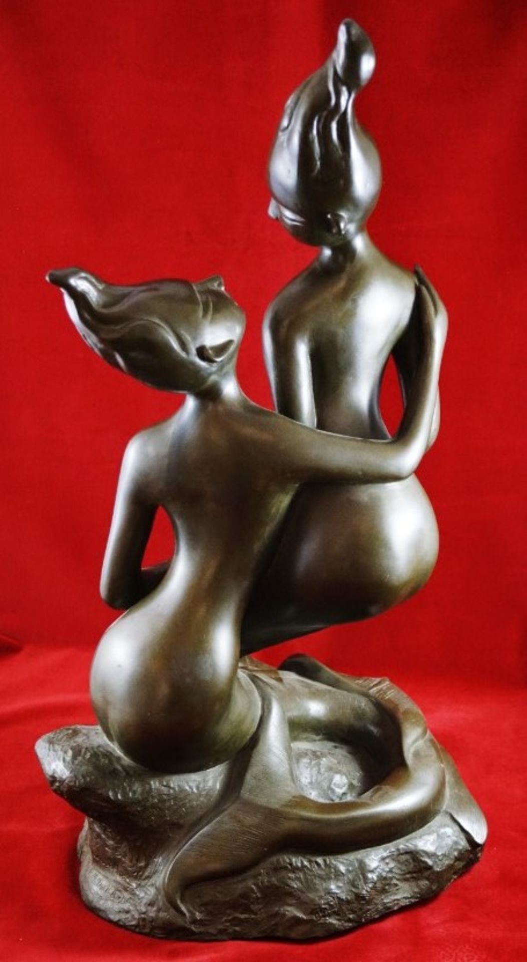 Skulptur "Fluss der Liebenden" Nickelbronze, zwei verwundene Frauen in moderner Ausformung, signiert - Bild 6 aus 7