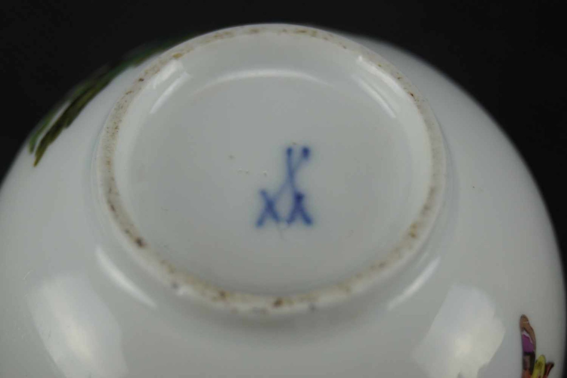 Teetasse, Meissen Schwertermarke, 1. Wahl, Bemalt mit verschiedenen Vögeln, Höhe 5,5 cm, an der - Bild 3 aus 3