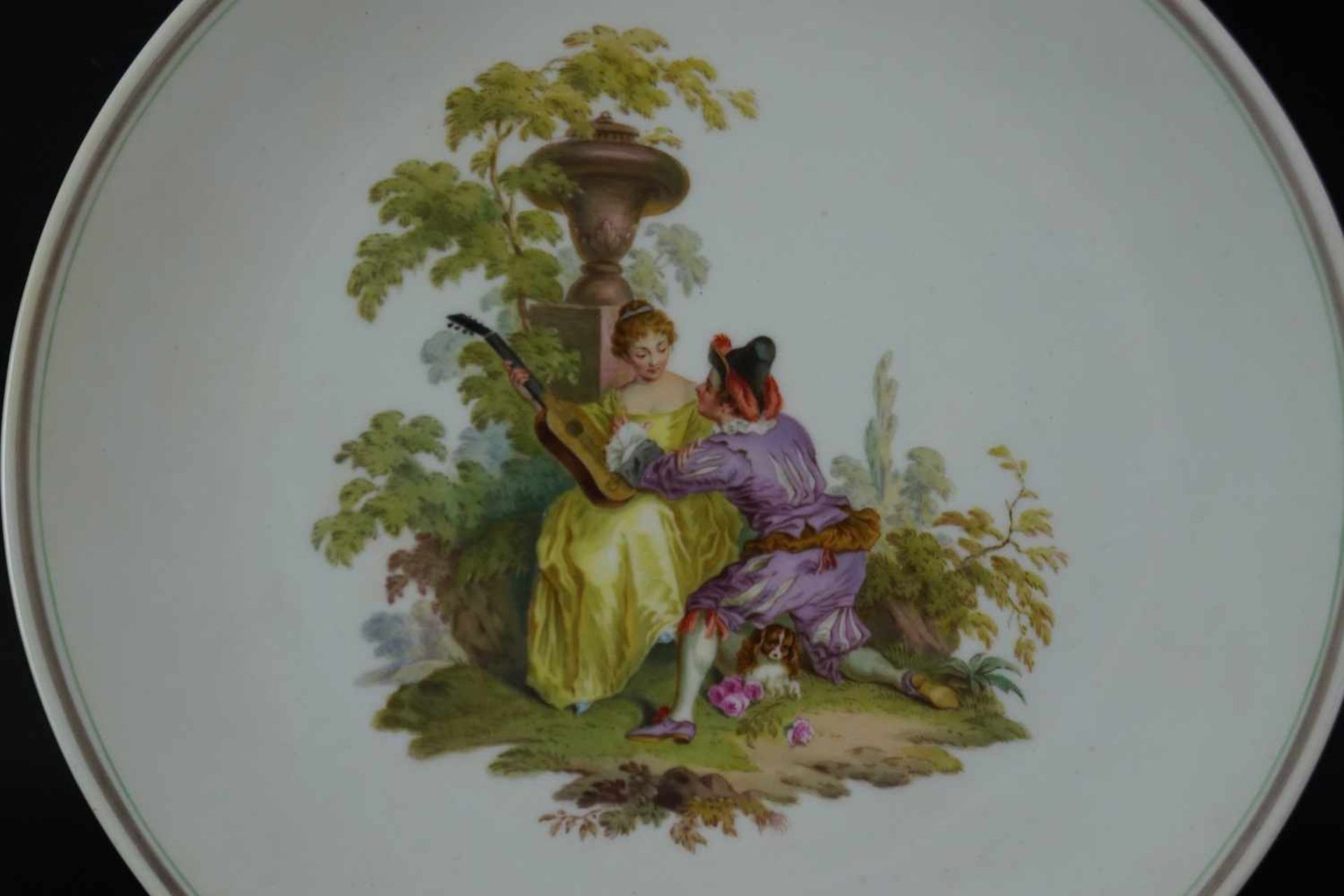 Zierteller, MeissenSchwertermarke vier Schleifstriche, Bunte Watteaumalerei und grauen Rand, - Image 2 of 4