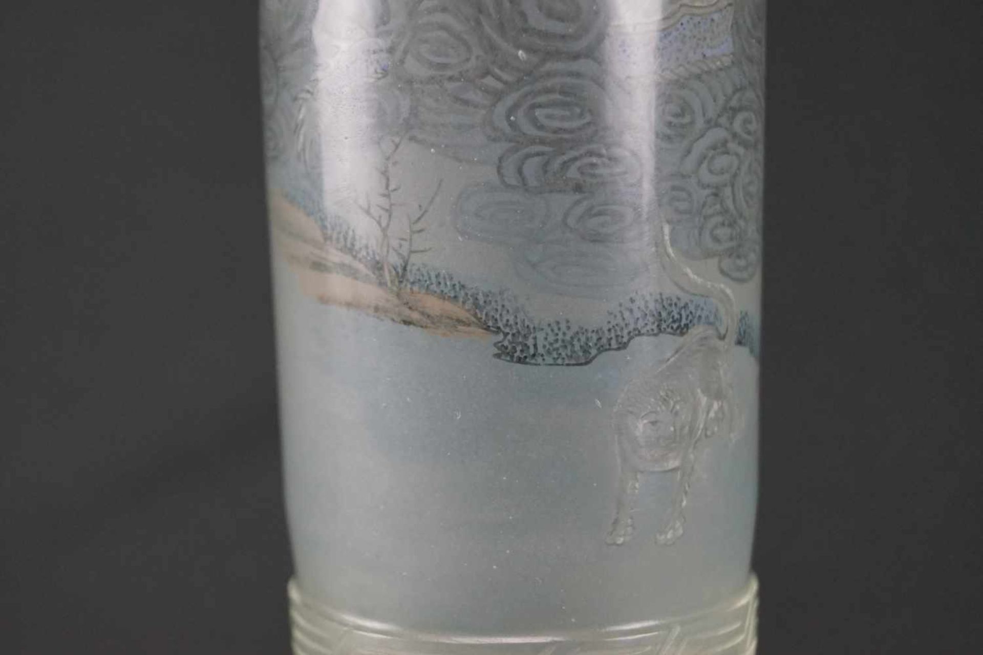 Tisch-Snuffbottle, China19./20. Jhrd., Innenmalerei mit Drachen und Landschaft, mit Holzsockel, Höhe - Bild 4 aus 6