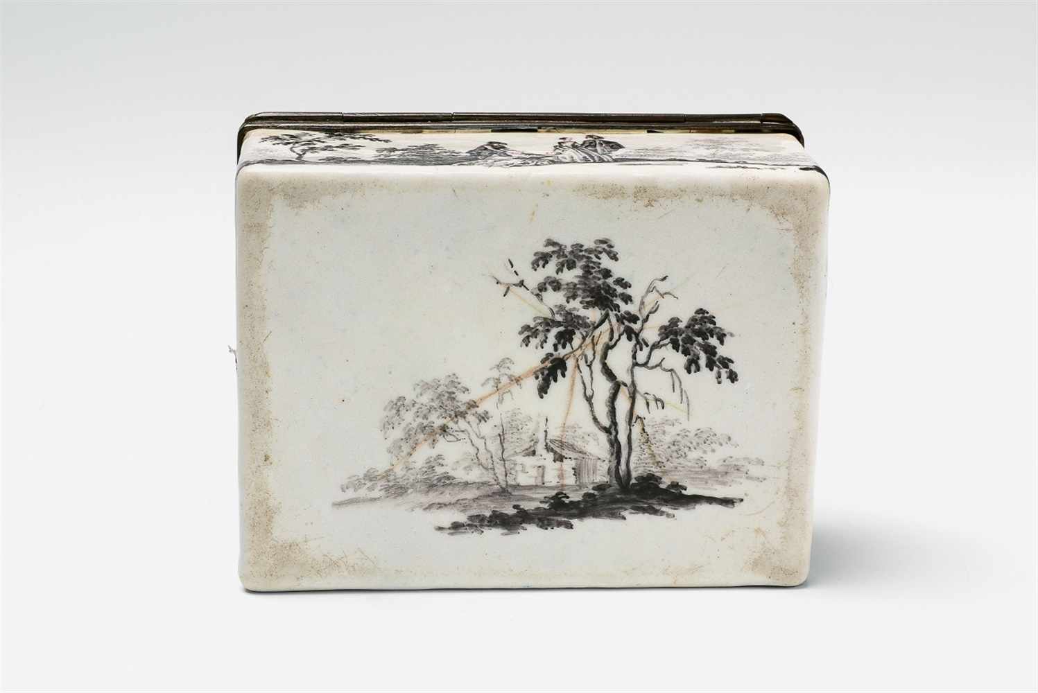 An enamel snuff box with pastoral scenes Enamelled copper with silver-plated copper mountings. - Image 7 of 8