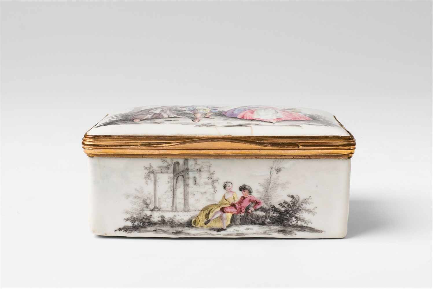 An enamel snuff box with courtship scenes Enamelled copper with gilt copper mountings. Rectangular - Image 3 of 7