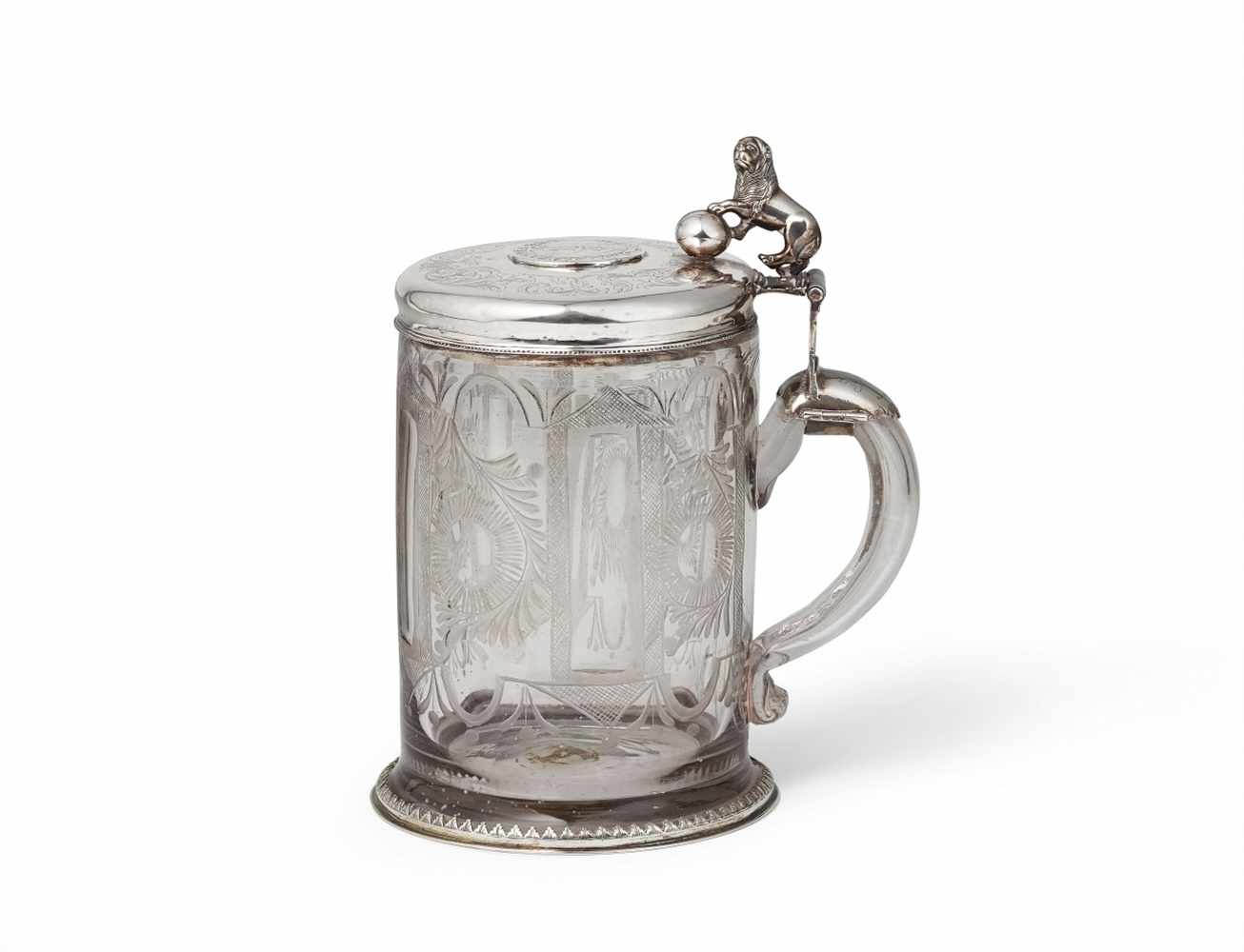 A Berlin silver-mounted glass tankard The lid inset with a Brunswick-Lüneburg taler dated 1625. H