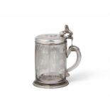 A Berlin silver-mounted glass tankard The lid inset with a Brunswick-Lüneburg taler dated 1625. H