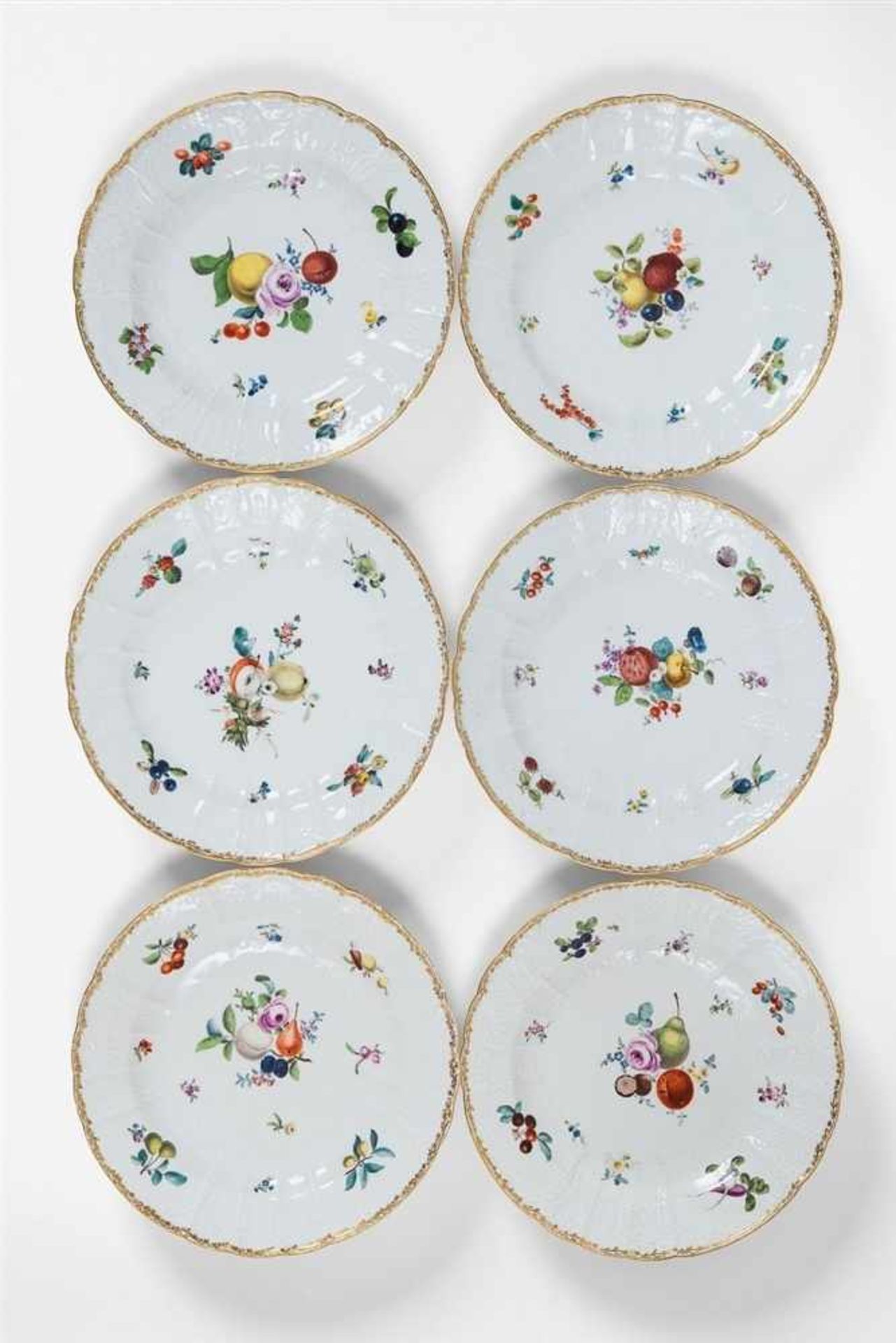 Six Meissen porcelain dinner plates from a dinner service made for Frederick II With Dulong