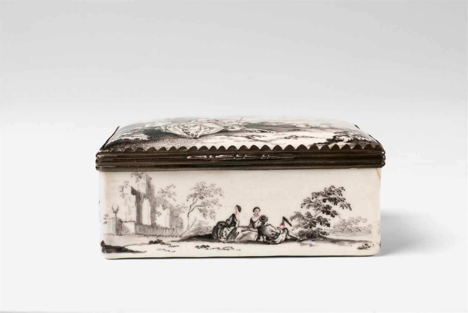 An enamel snuff box with pastoral scenes Enamelled copper with silver-plated copper mountings. - Image 4 of 8