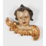 Cherub Holz, polychrom gefasst,16,5 x 19 cm Cherub Holz, polychrom gefasst,16,5 x 19 cm