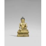 Buddha Shakyamuni. Feuervergoldete Bronze. Sinotibetisch. 15. Jh.Der historische Buddha thront