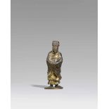 Figur eines Würdenträgers. Bronze mit vergoldeter Lackfassung. Ming-Zeit, wohl 17. Jh.Mit
