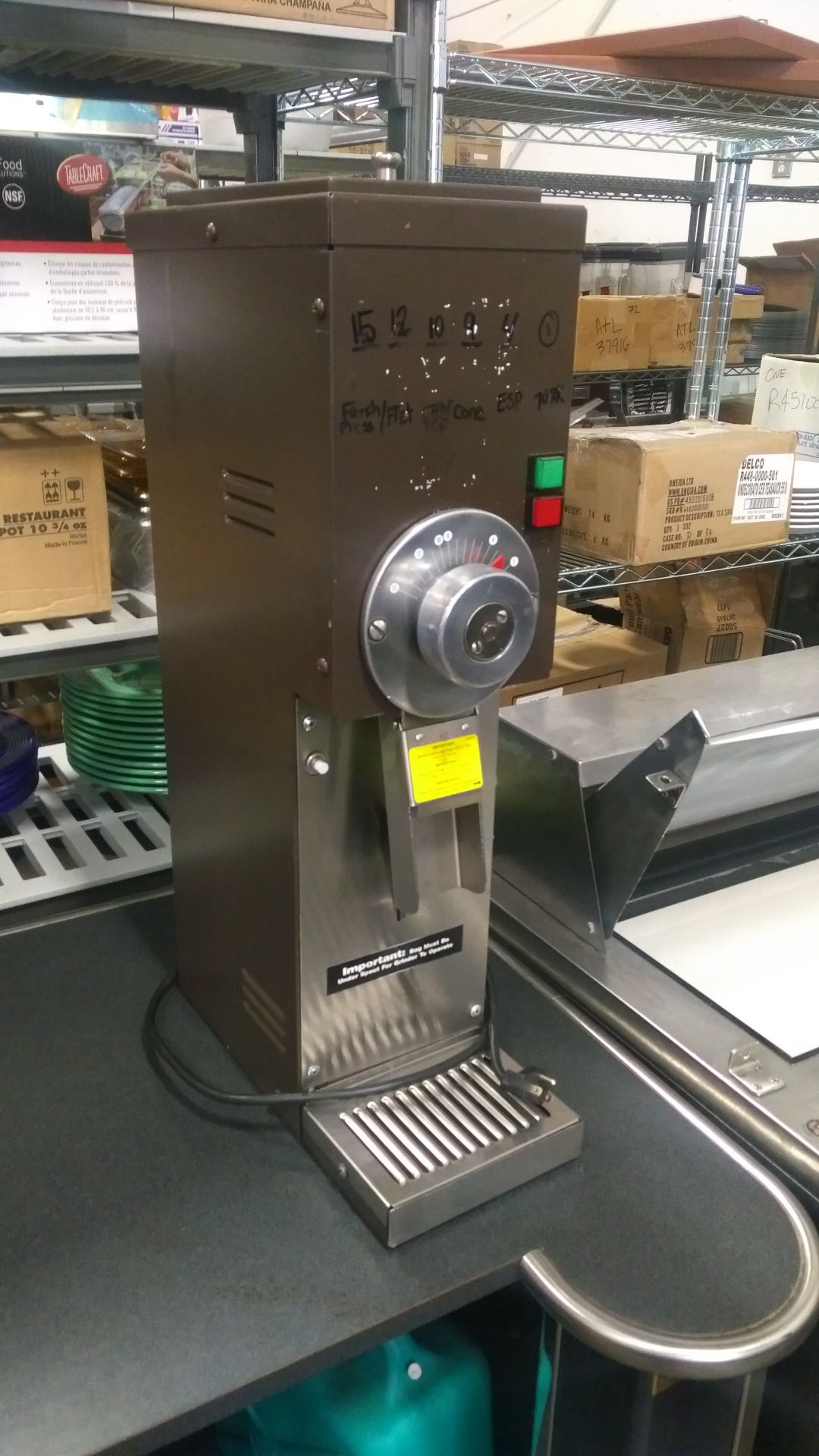 Grindmaster 890 5lb Coffee Grinder 120v, tested/working