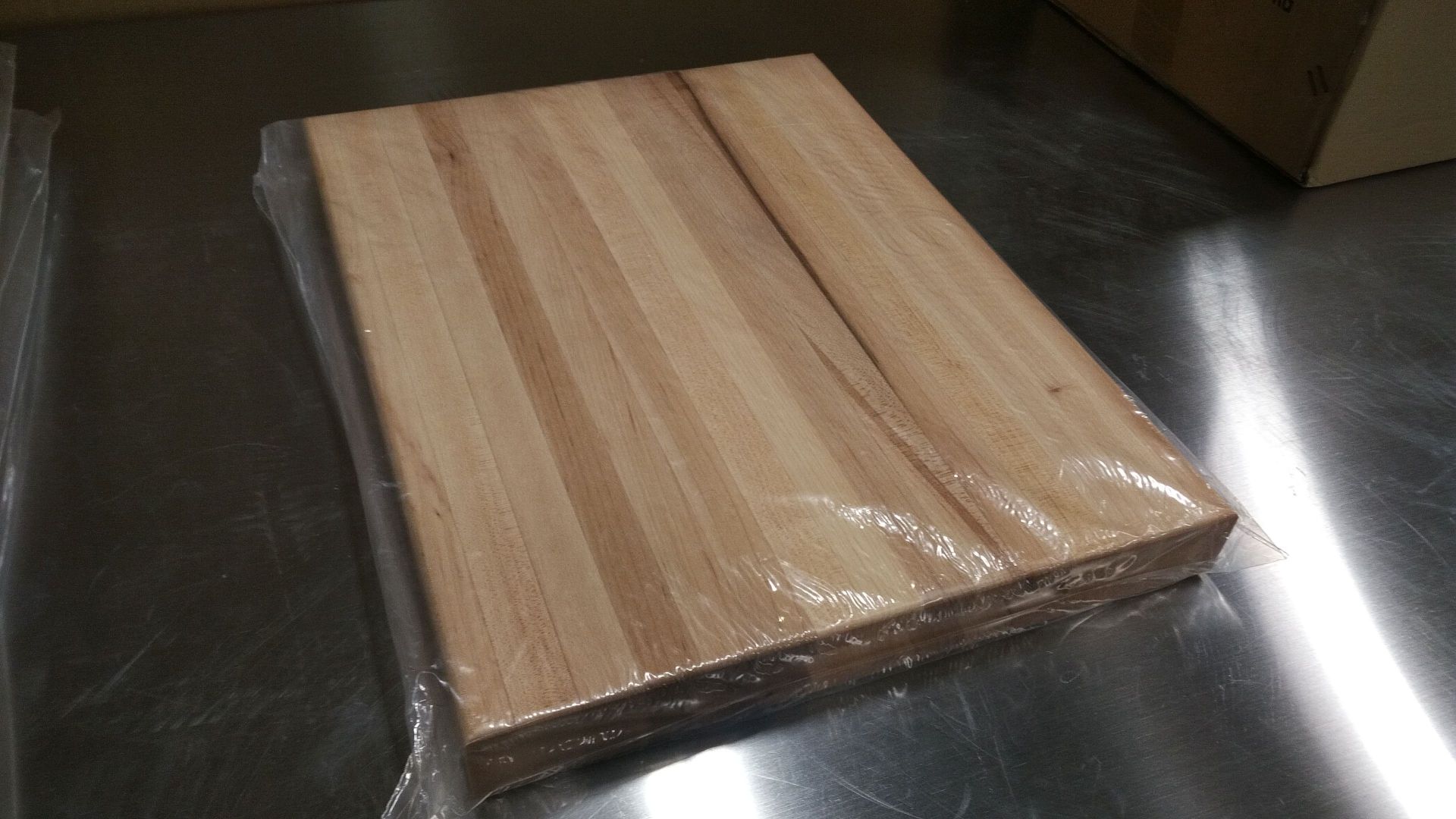16" x 12" x 1.5" Hard Canadian Maple Carving Board