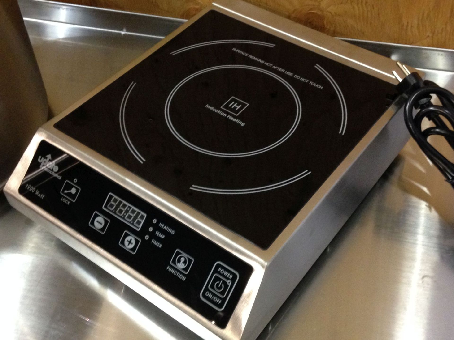 1800W Commercial Induction Hot Plate - Image 2 of 3