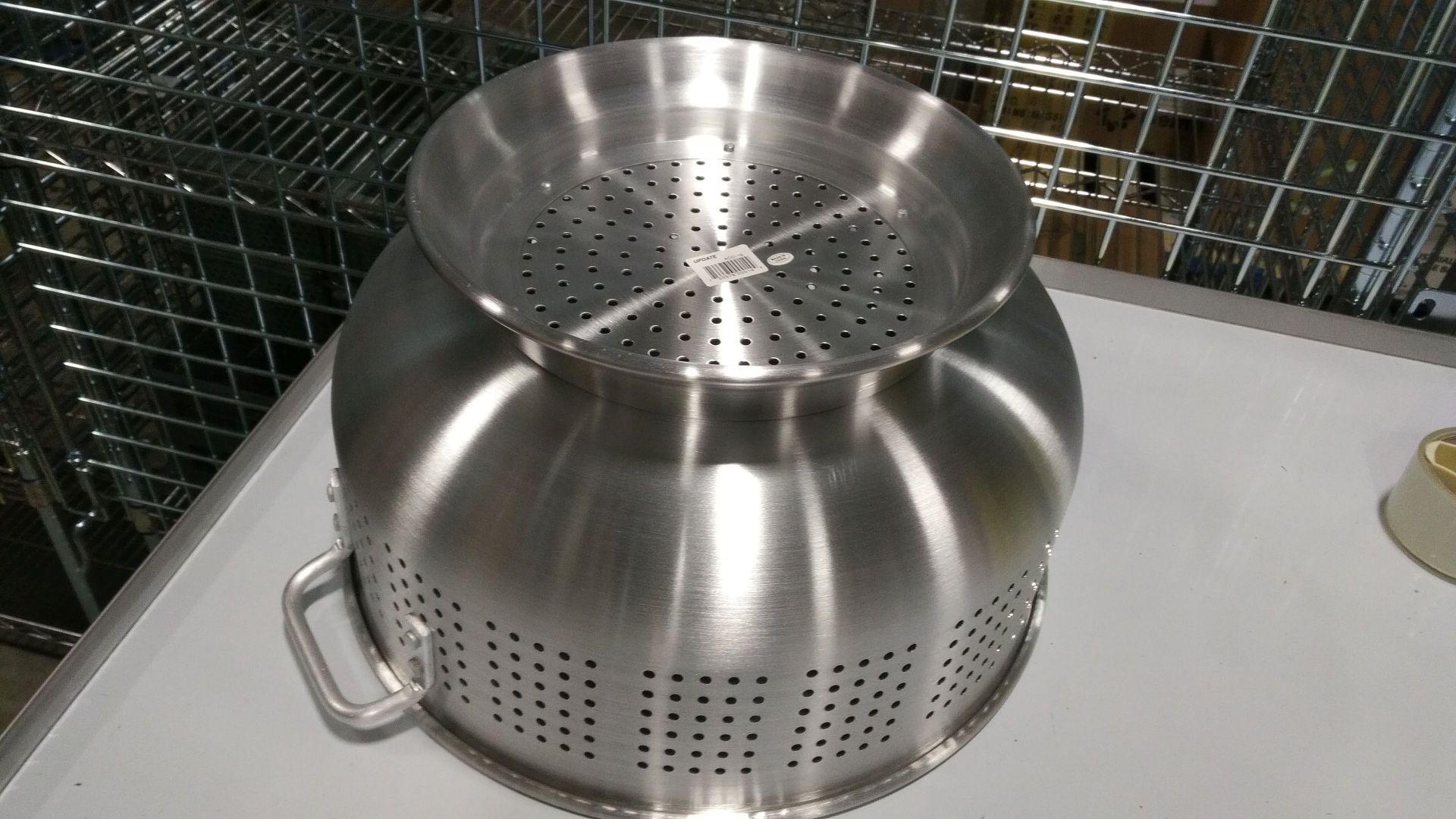 16qt Aluminum Colander - Image 2 of 4