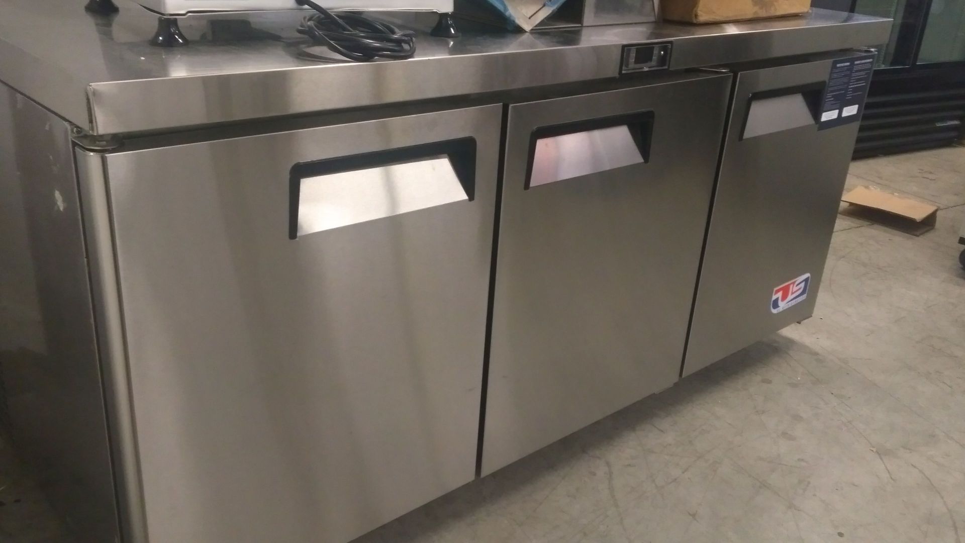 US INC 72" Undercounter Cooler - Model USUV73