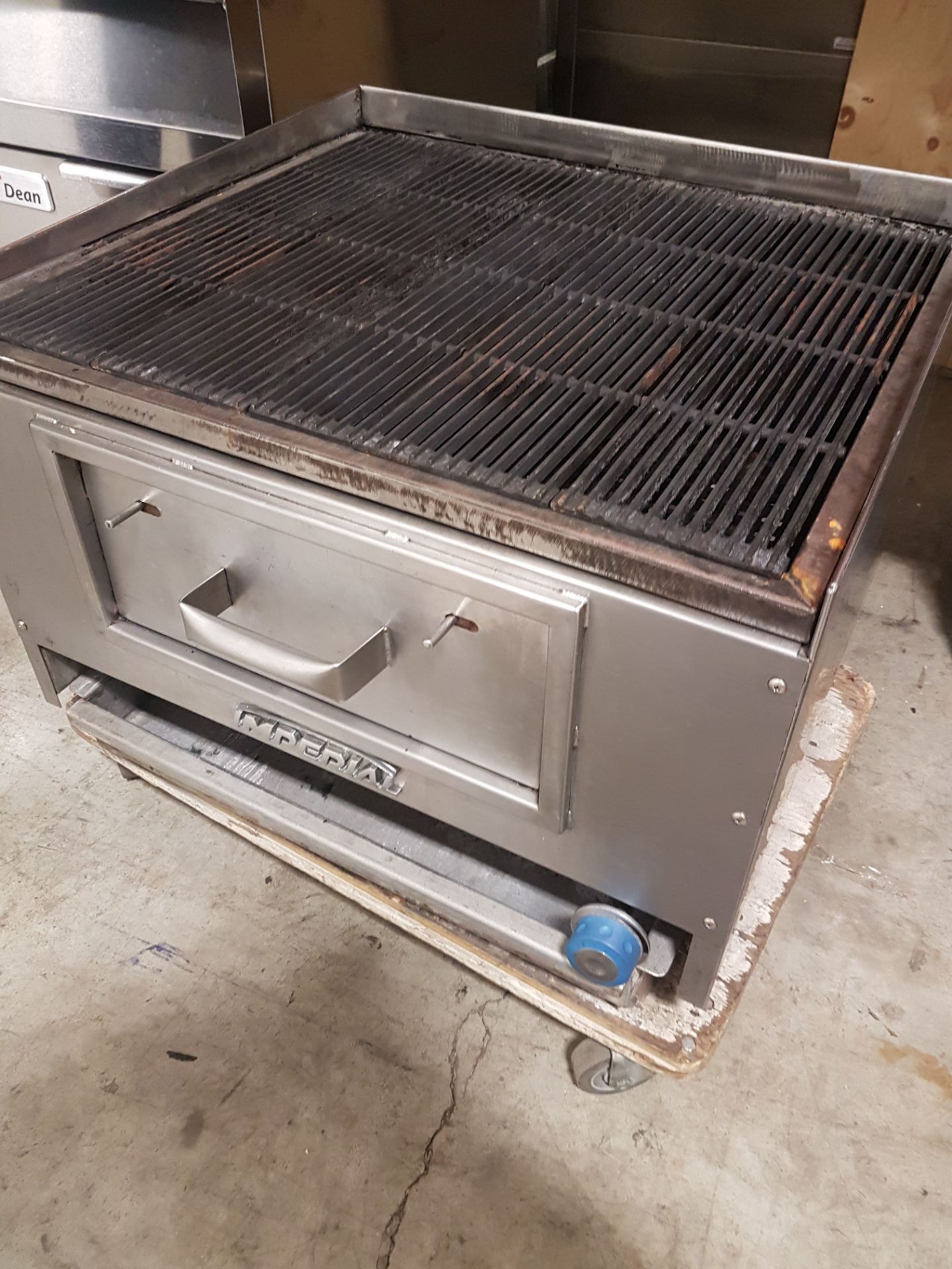 Imperial Mesquite Wood Broiler - Model MSQ-30 - Image 2 of 2