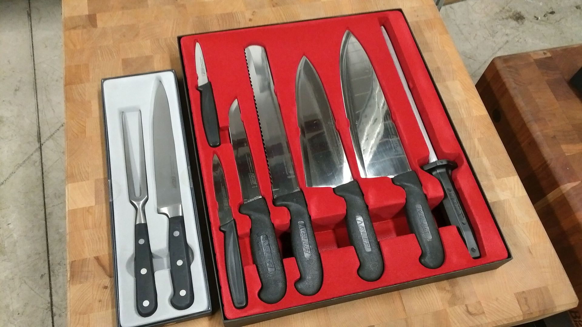 Nella Cutlery - Lot of 7 Knives, Carving Fork, Butcher Steel - Image 2 of 3