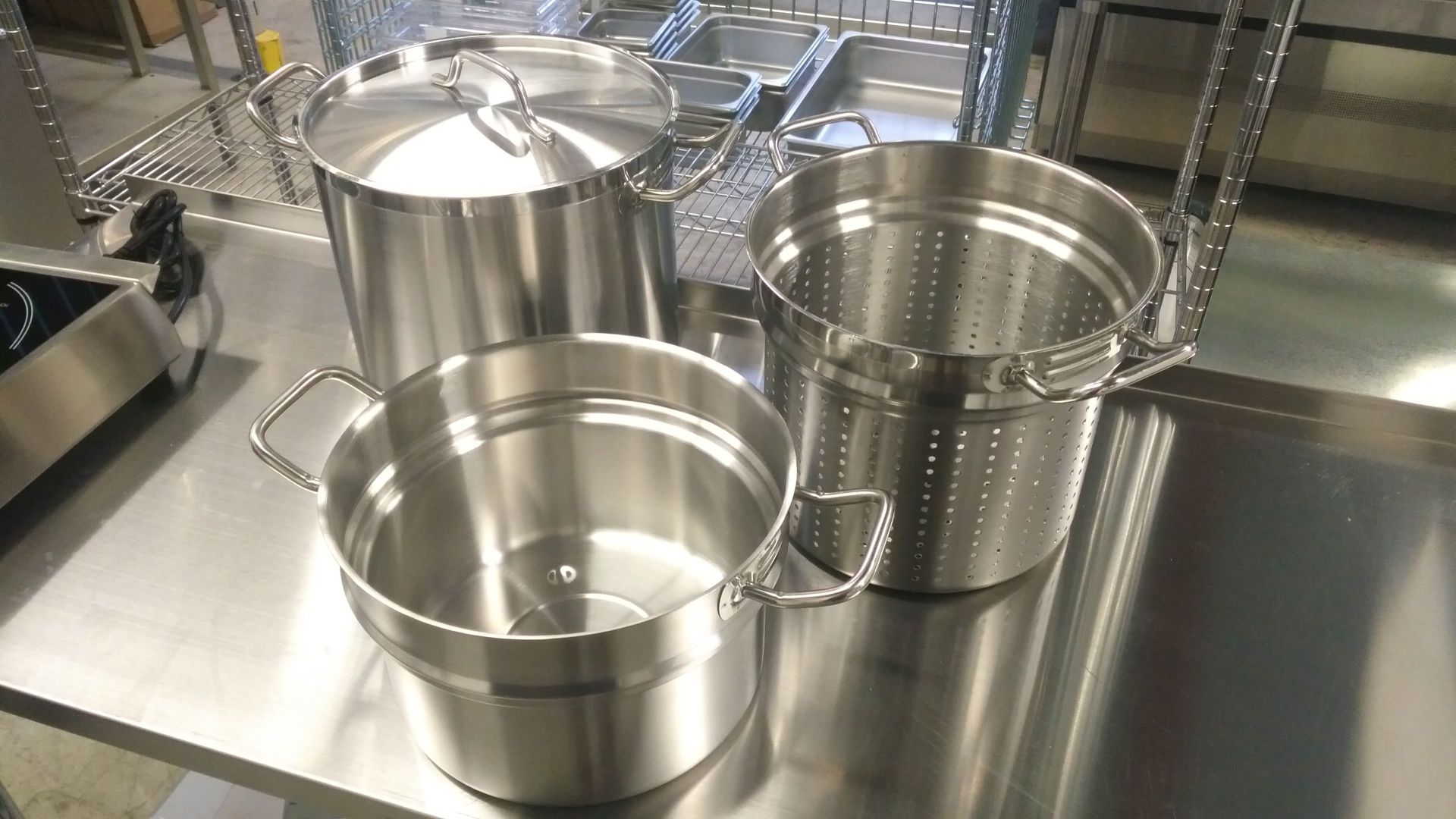 20qt Heavy Duty Stainless Stock Pot with Steamer Basket and Double Boiler - Image 3 of 6