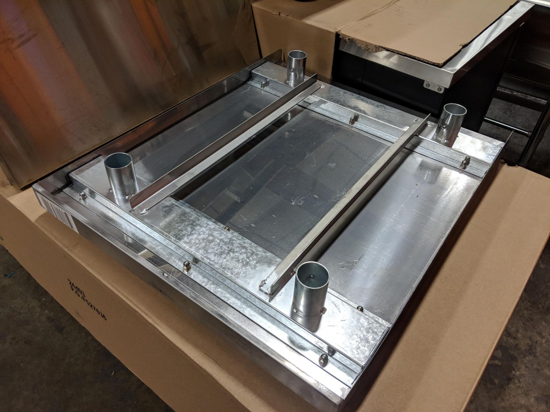 24" x 30" Stainless Steel Equip Stand (top only) - Image 4 of 4