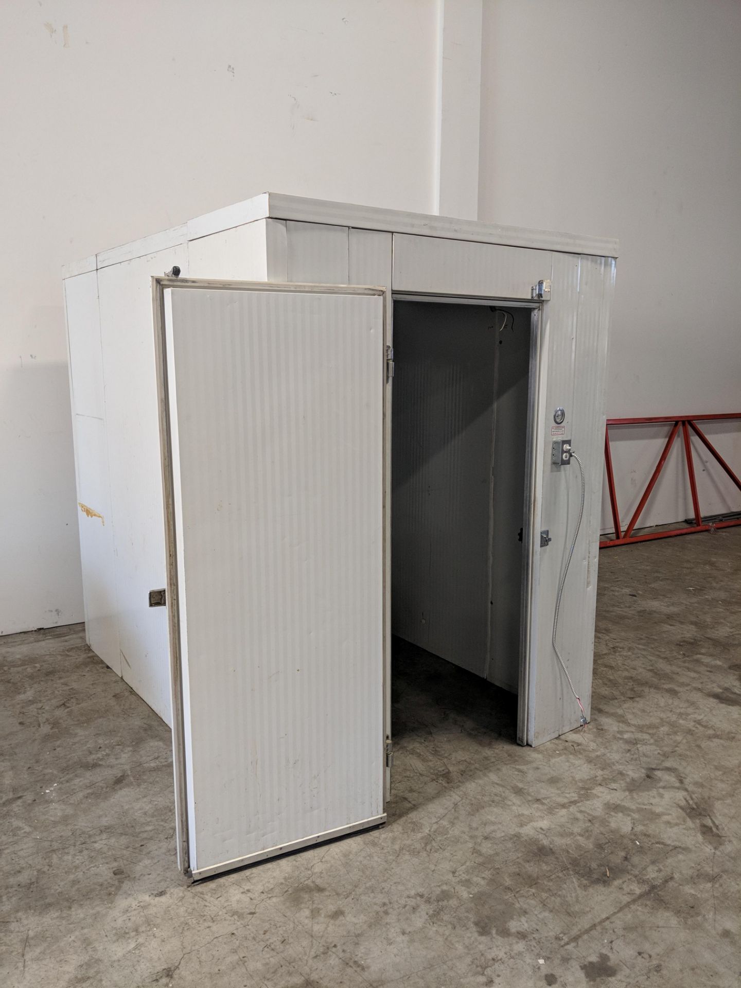 Norbec 66" x 99" x 90" Walk-In Cooler with Sliding Glass Doors - Image 3 of 6