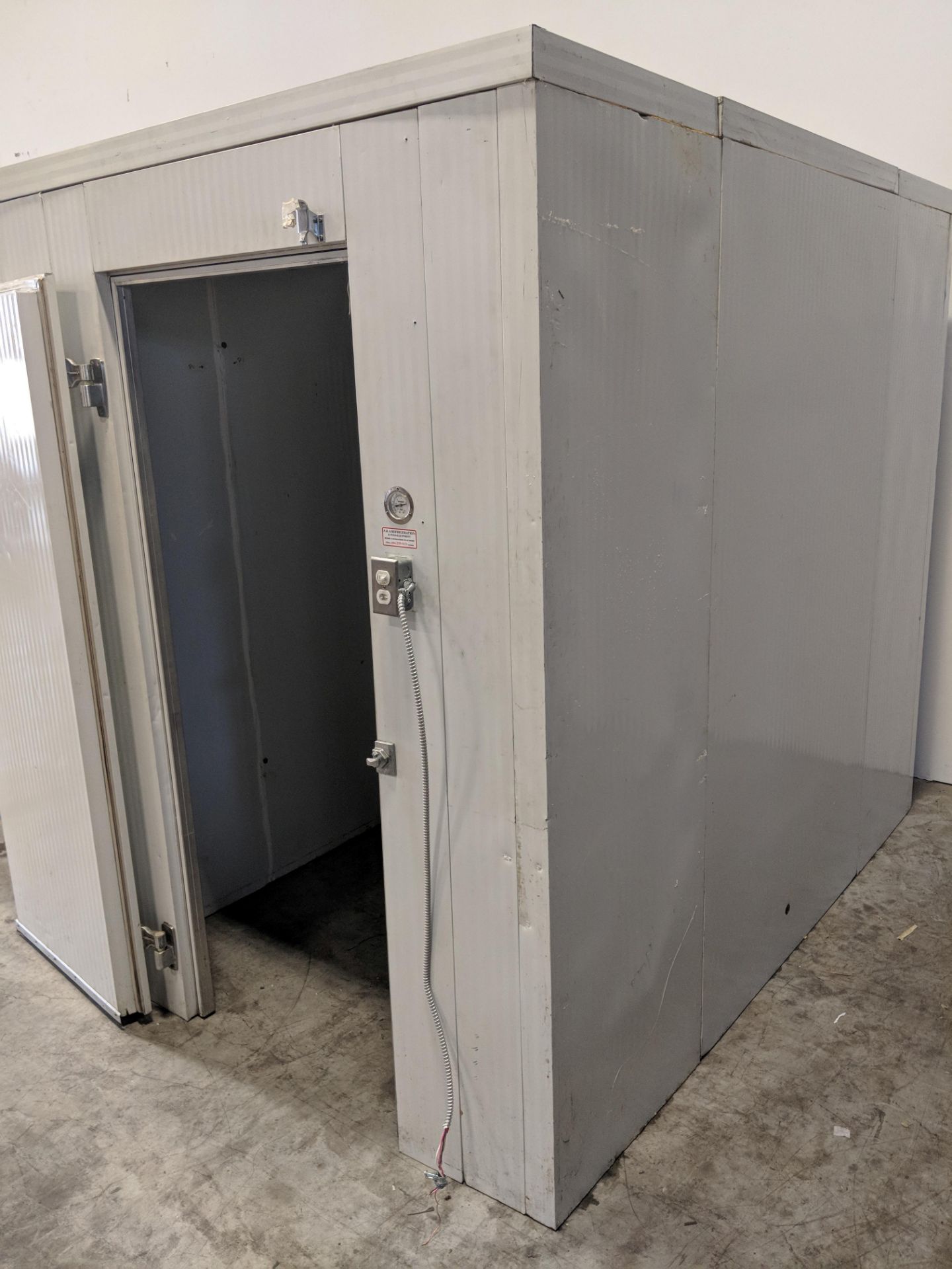 Norbec 66" x 99" x 90" Walk-In Cooler with Sliding Glass Doors - Image 4 of 6