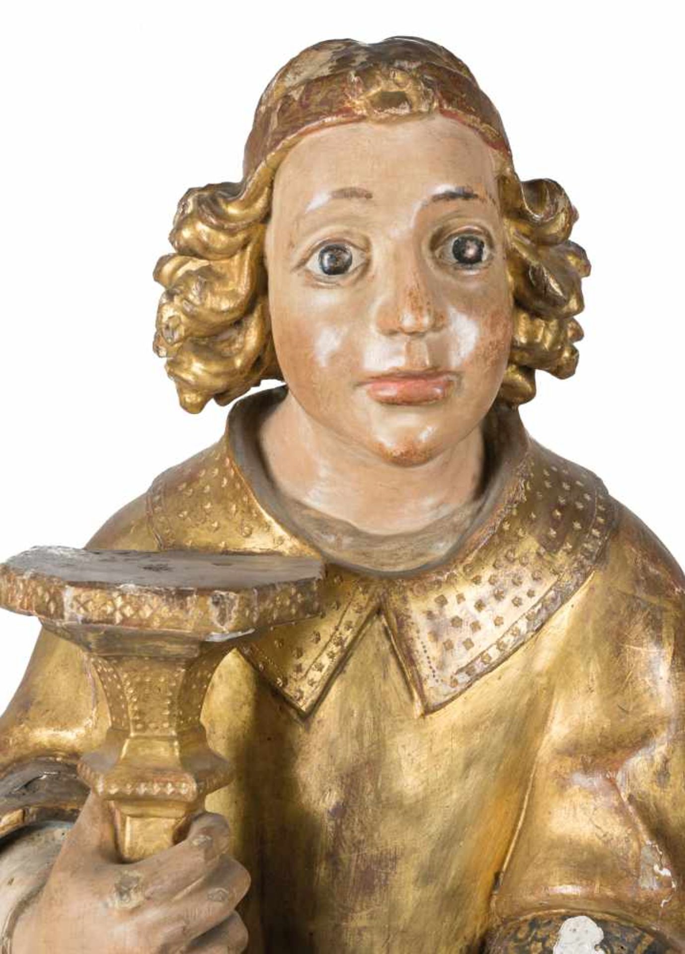"Candle-bearing angel" Carved, gilded and polychromed wooden sculpture. Rioja or Navarra School. - Bild 2 aus 3