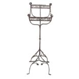 Wrought iron folding lectern. Gothic. 15th century. The upper part has two [...]