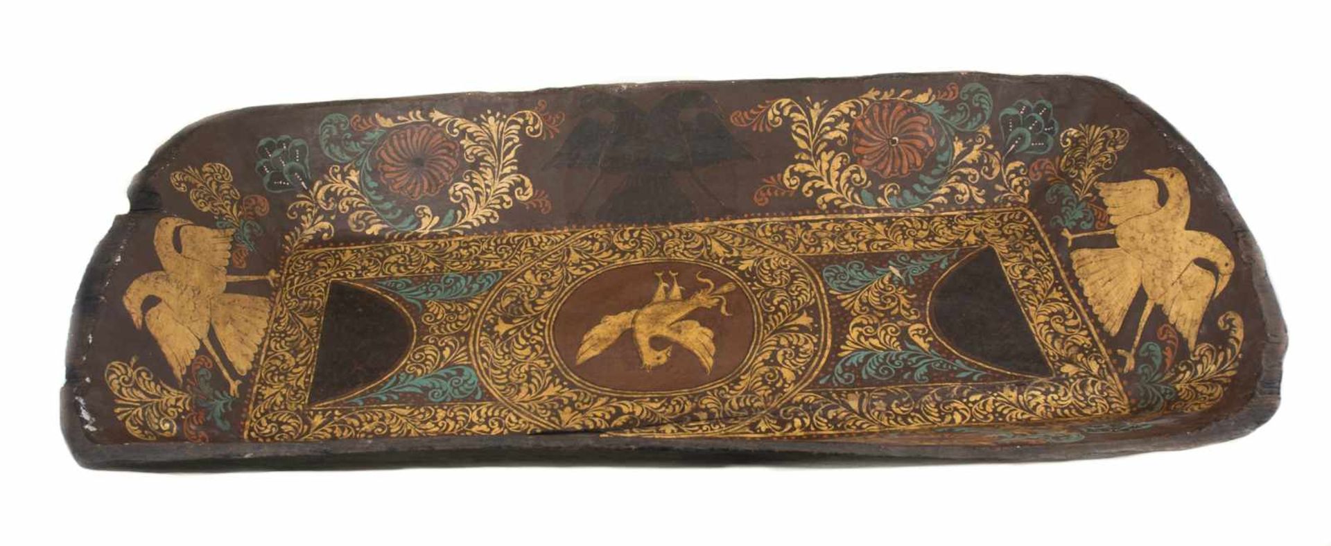 Larged lacquered wooden tray. Michoacan. Mexico. 18th century.Rich decoration depicting two-headed - Image 6 of 6