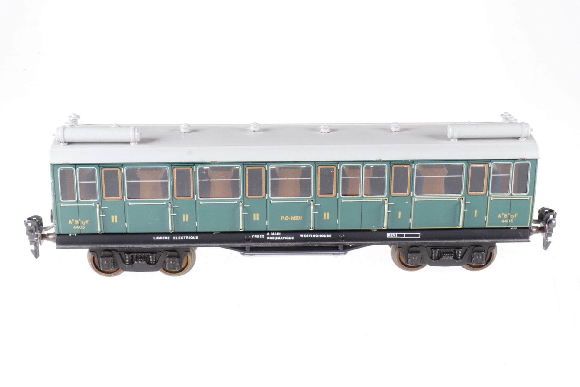 AS Abteilwagen 4403, S 0, grün CL, mit Eigenbau-Inneneinrichtung und Märklin Kupplungen, Dach