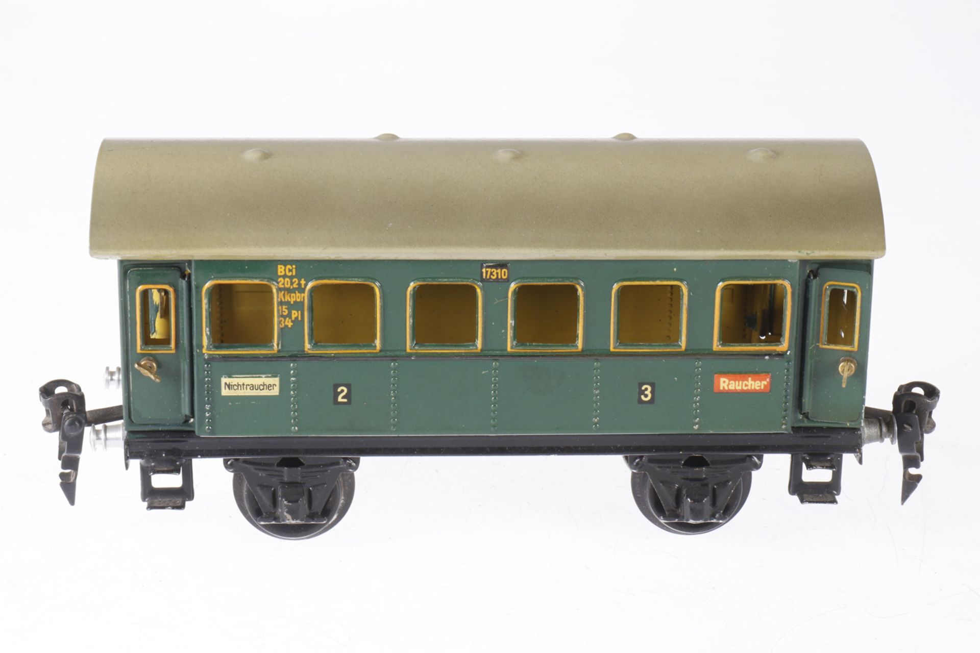 Märklin Personenwagen 1731, S 0, CL, mit 4 AT, LS und gealterter Lack, L 18,5, Z 2-3