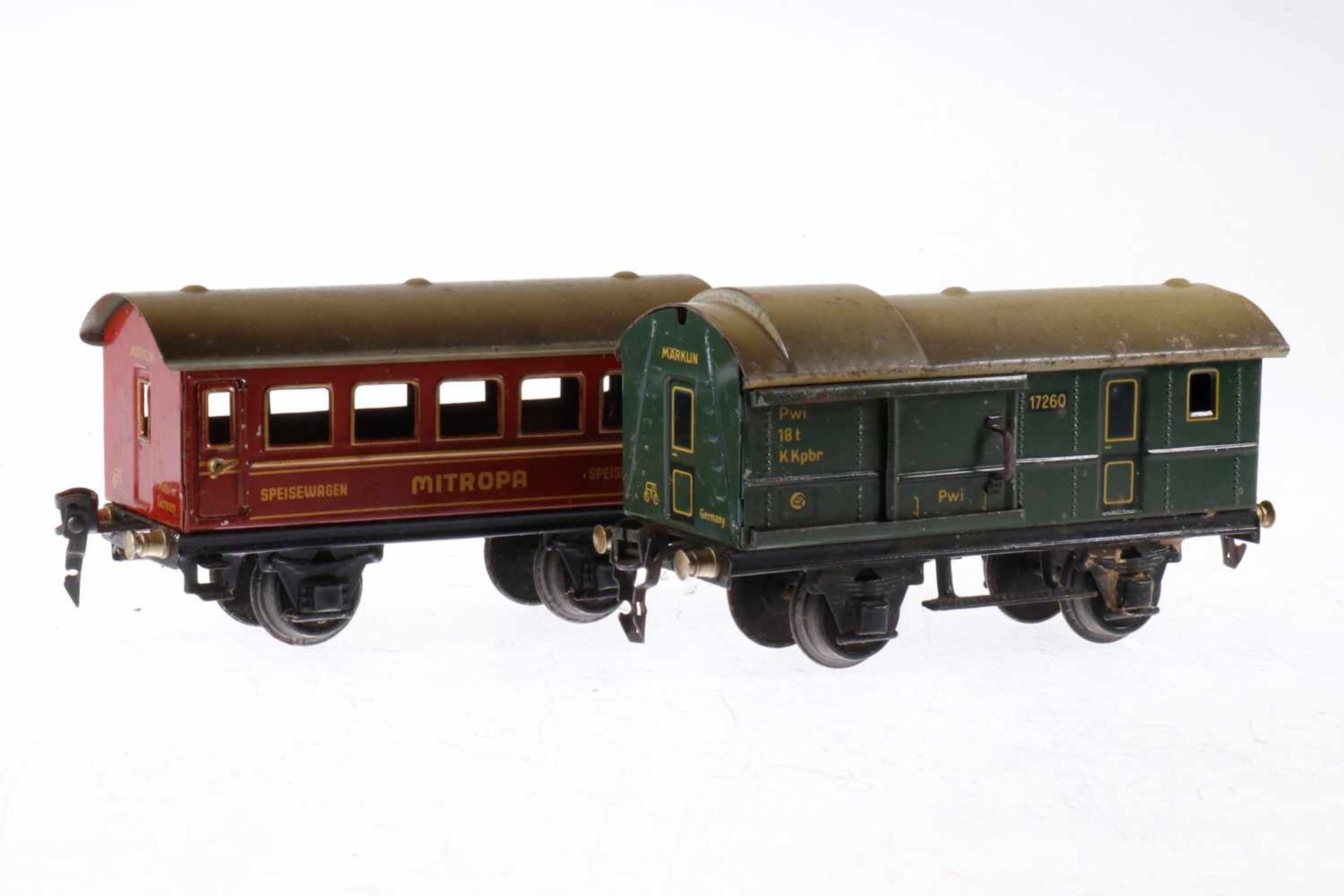 2 Märklin Wagen, S 0, CL, LS und gealterter Lack, L 16,5, bespielt