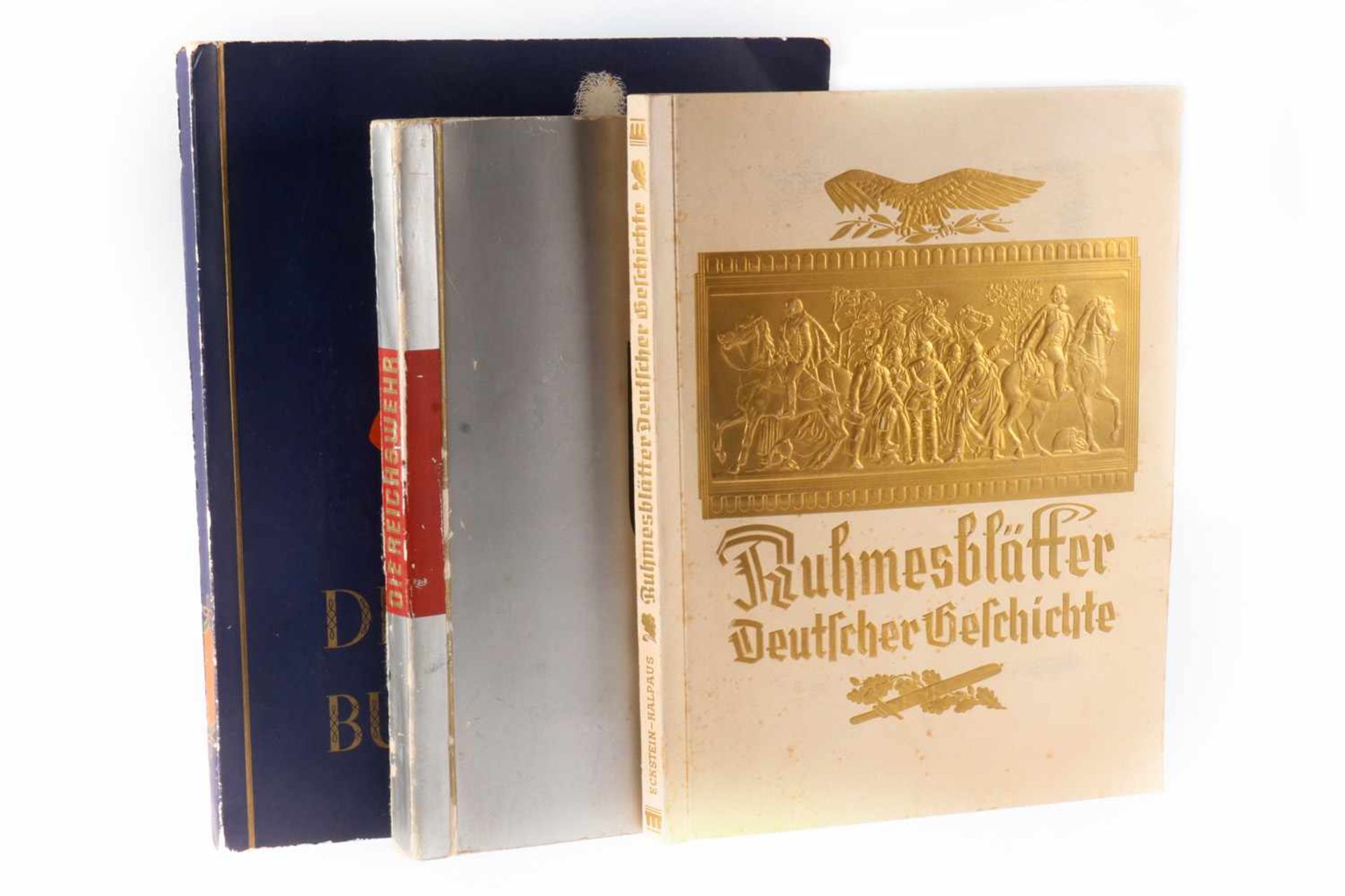 3 Sammelalben "Die Reichswehr", "Ruhmesblätter deutscher Geschichte" und "Der bunte Rock",