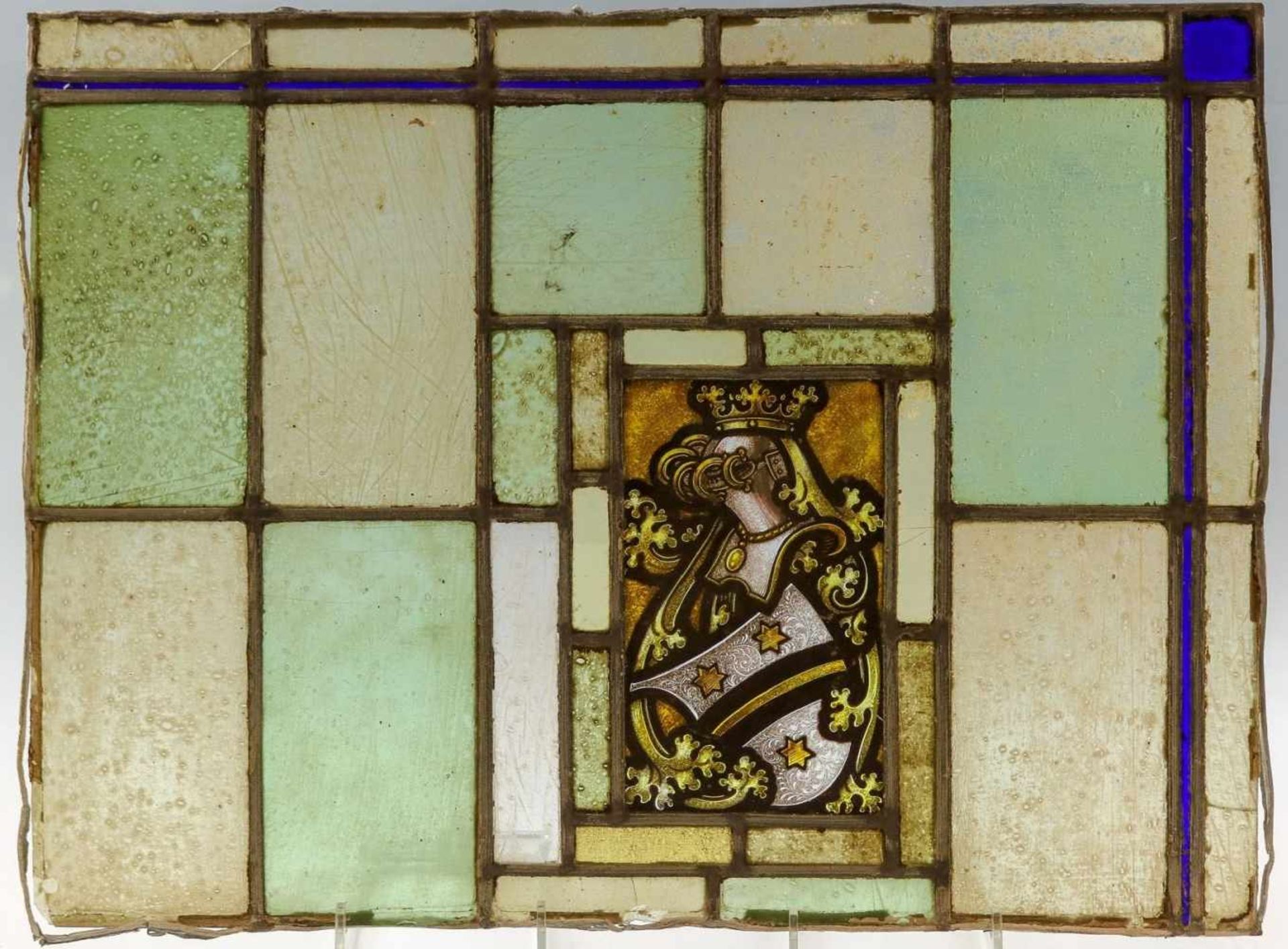 Vier BleiglasfensterDeutsch, 19. Jh.Blassgrünes und farbloses, mit Lasur getrübtes, blasiges Glas - Bild 2 aus 4