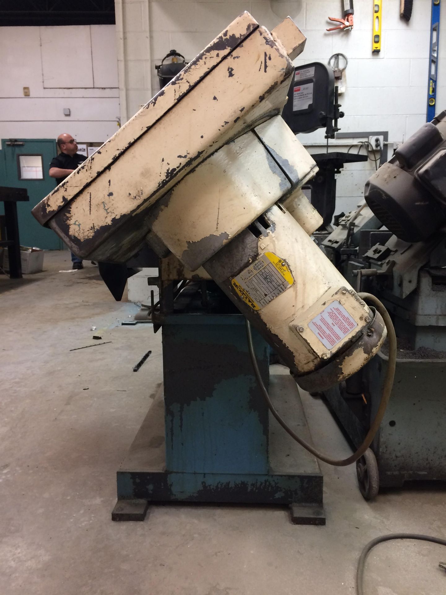 9" X 18" WELLS MODEL -L9-1 HORIZONTAL BANDSAW - Image 3 of 4