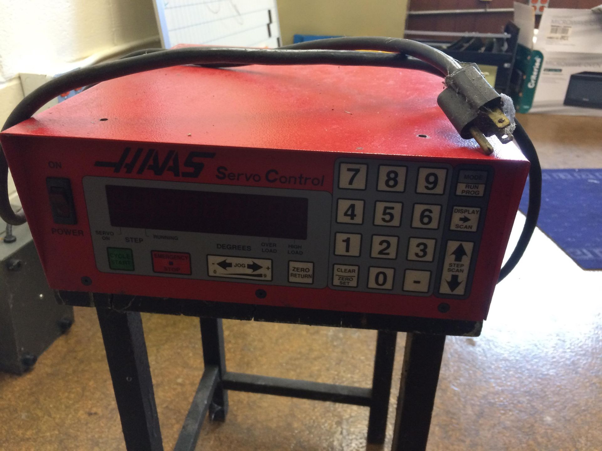 Haas 8” rotary indexer with control - Image 2 of 4