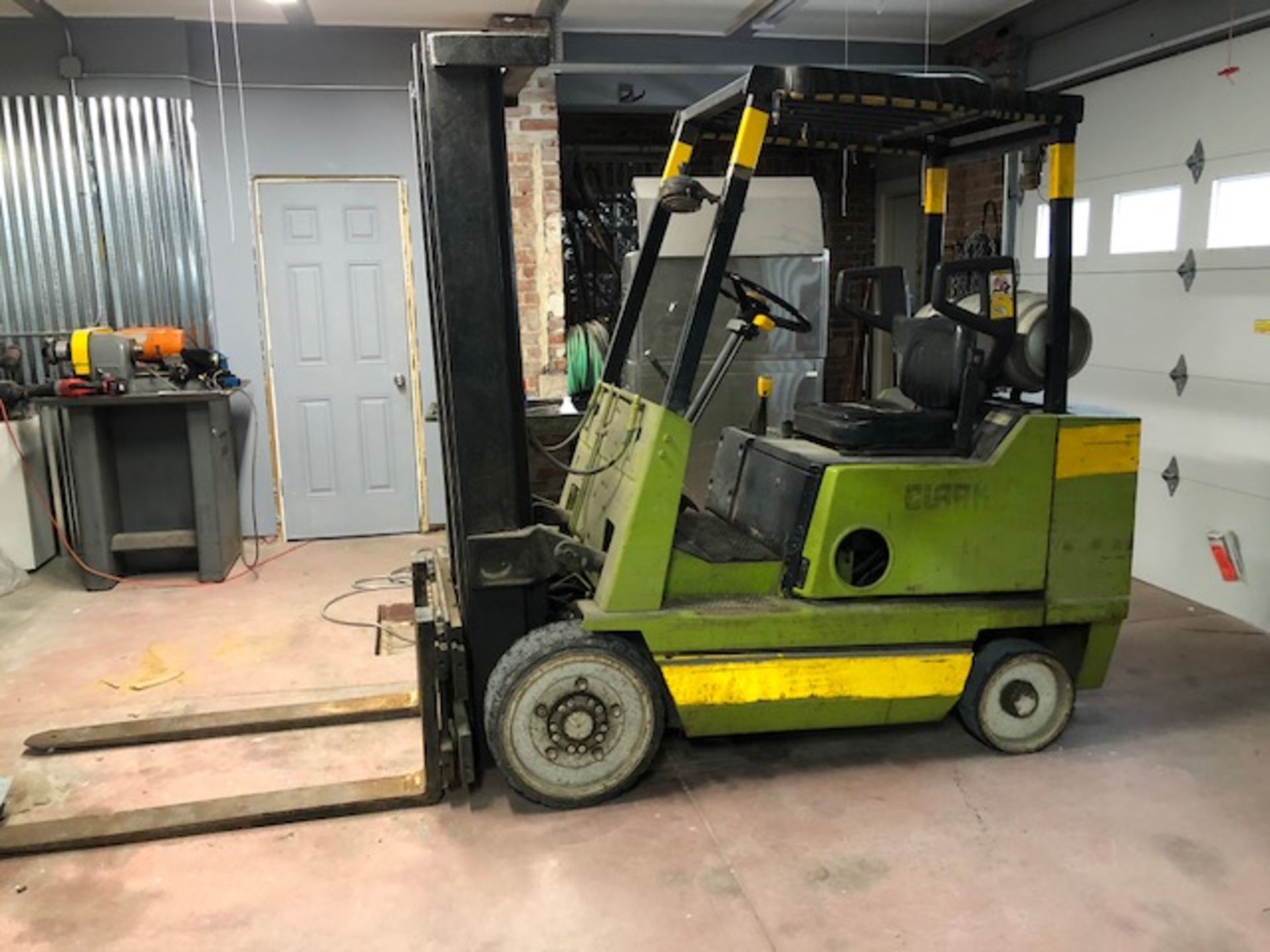 5,000LB Clark Forklift Model CC625MB