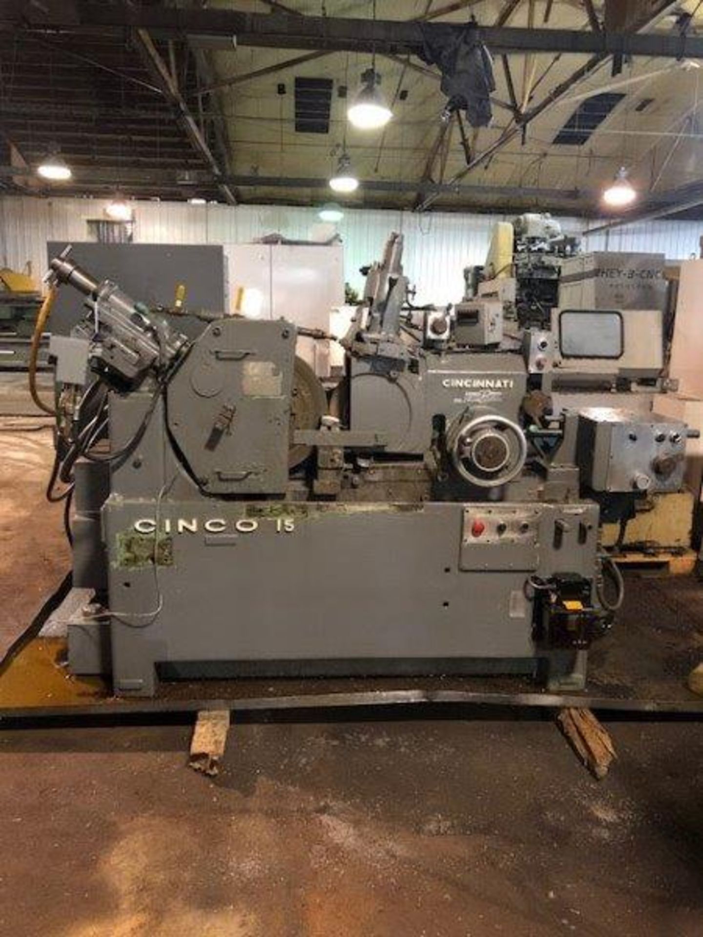 Cincinnati Cinco-15 Centerless Grinder