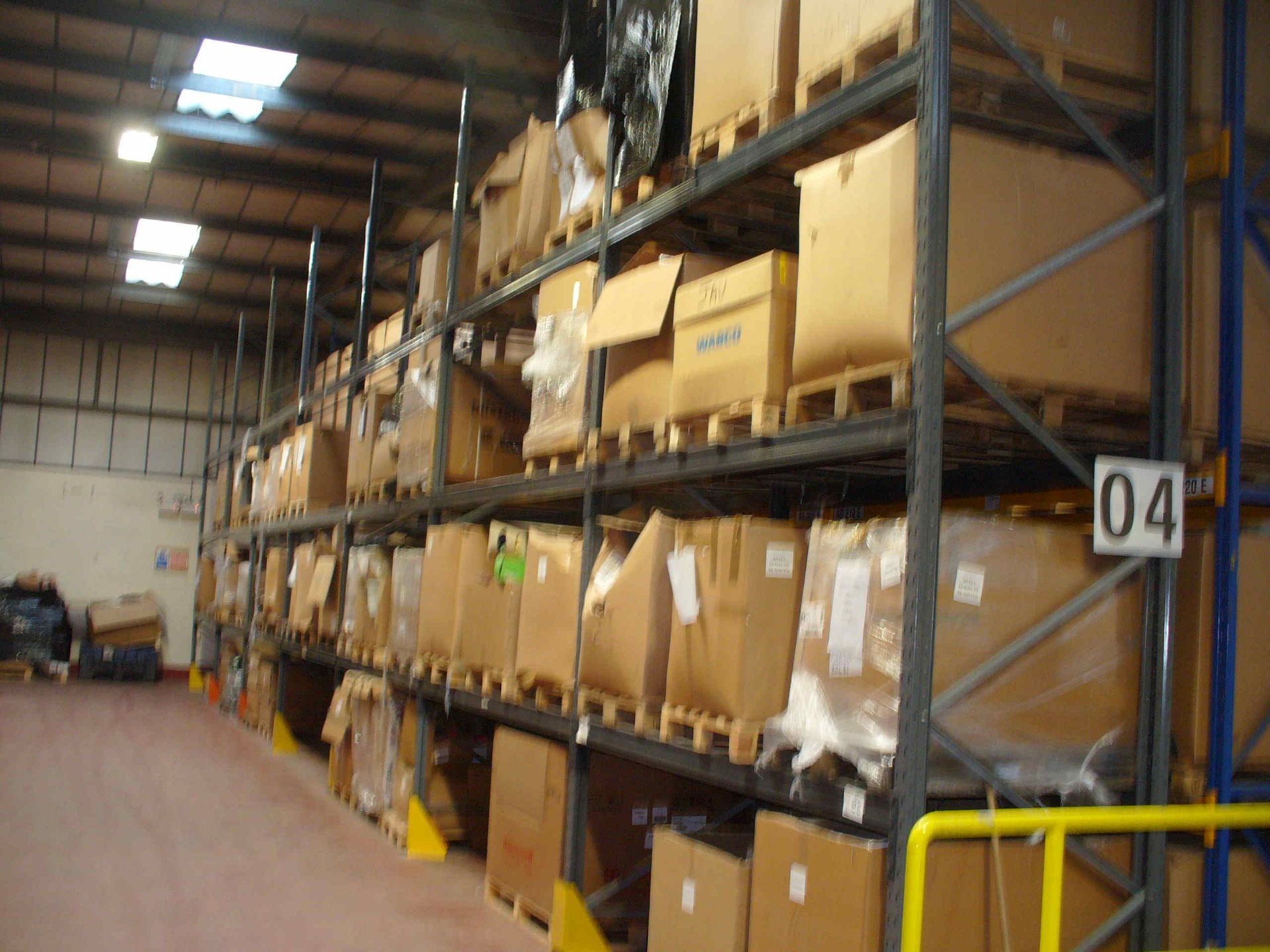 Storax8 RACKING 7 bays 1100mm deep, comprising of 8 upright frames 1100 x 5.0, 42 Beams 2.7 long