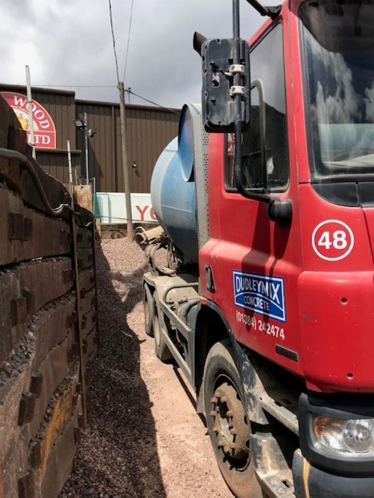 2005 (June) DAF CF75 310 6 wheel CONCRETE MIXER, 26,000kg gross, L&T 6m3 equipment fitted, 306,000 - Image 5 of 12