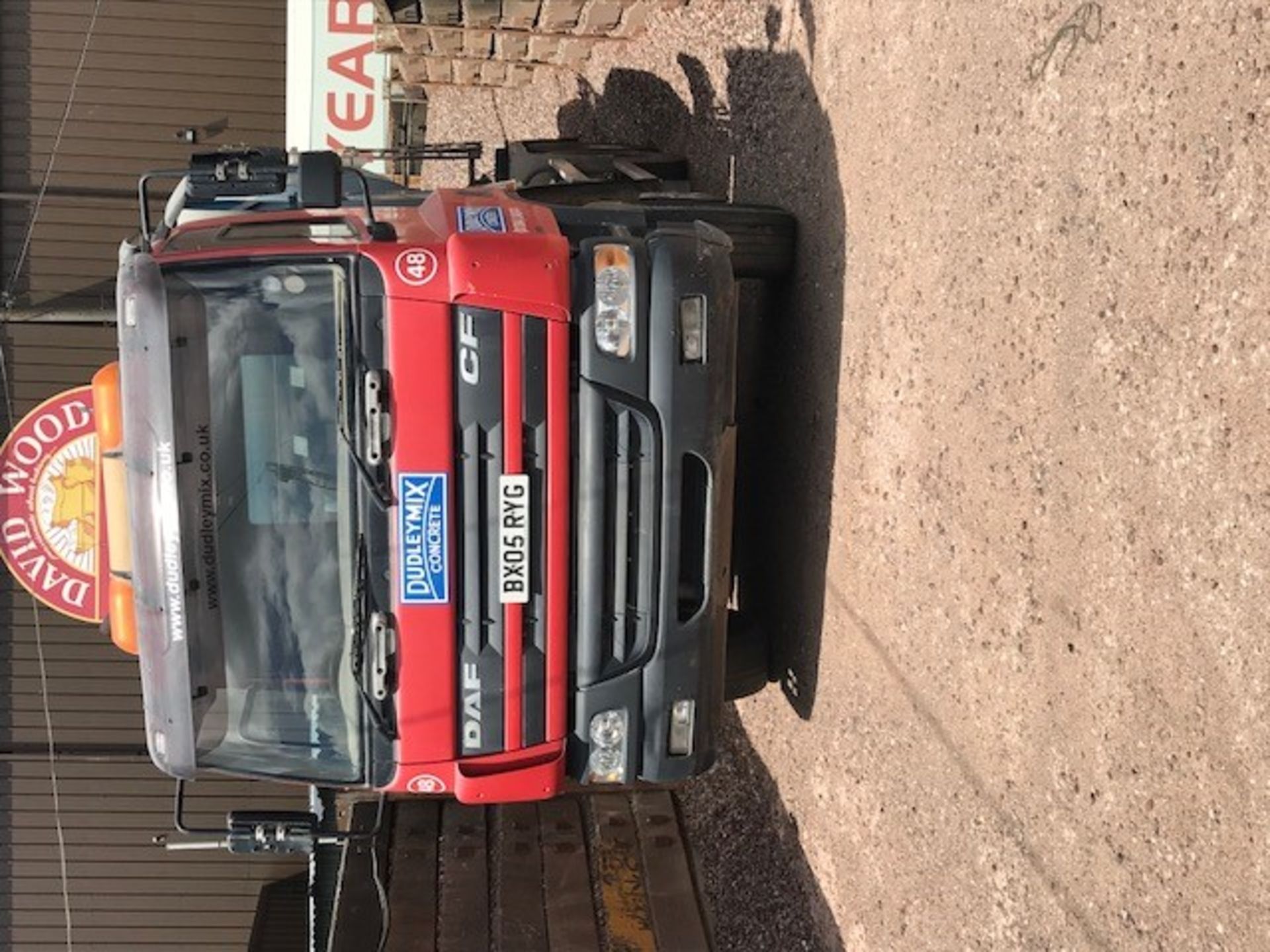 2005 (June) DAF CF75 310 6 wheel CONCRETE MIXER, 26,000kg gross, L&T 6m3 equipment fitted, 306,000 - Image 10 of 12