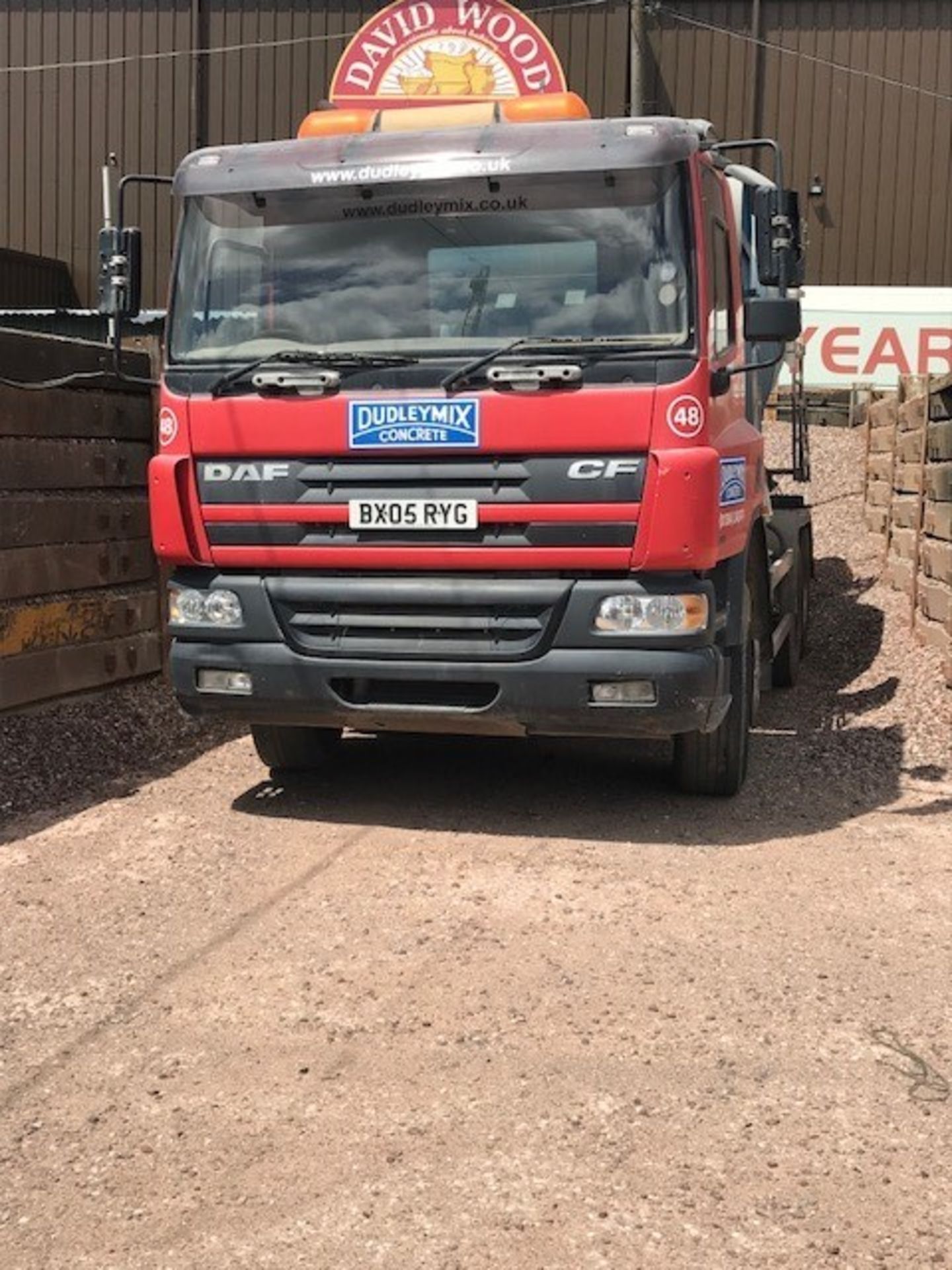 2005 (June) DAF CF75 310 6 wheel CONCRETE MIXER, 26,000kg gross, L&T 6m3 equipment fitted, 306,000