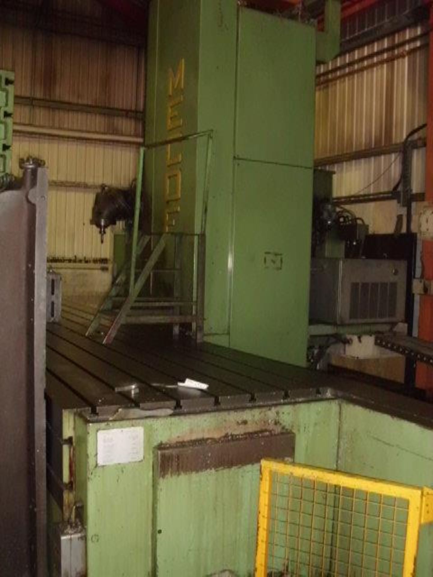 MECOF CNC BEDMILL (1985), serial no 068156, table 9m x 1200, 2 x table ext 1.5m x 1m, X - 6626, - Image 5 of 13